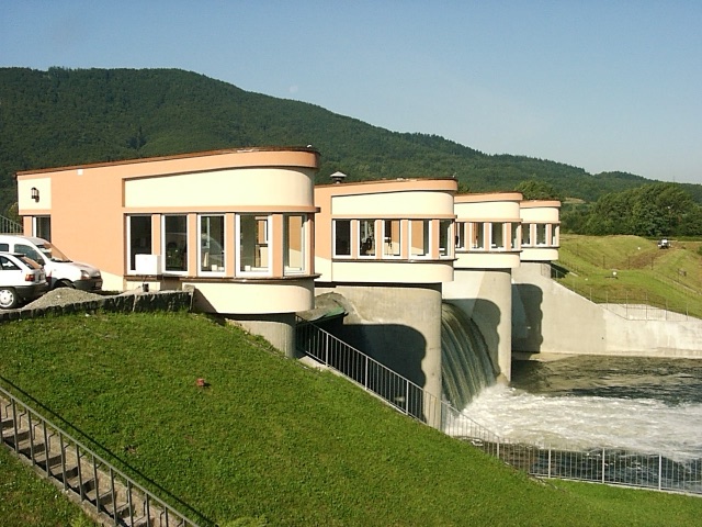 Remont zapory w Czańcu