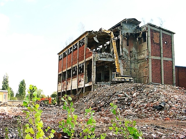 Wyburzenia obiektów przemysłowych